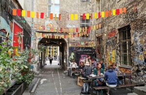 27 lieux insolites et secrets à Berlin Haus Schwarzenberg Rosenthaler Straße